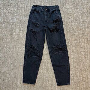 American Eagle Relaxed Mom Jeans Women's Black Distressed High Rise Size 2 Long